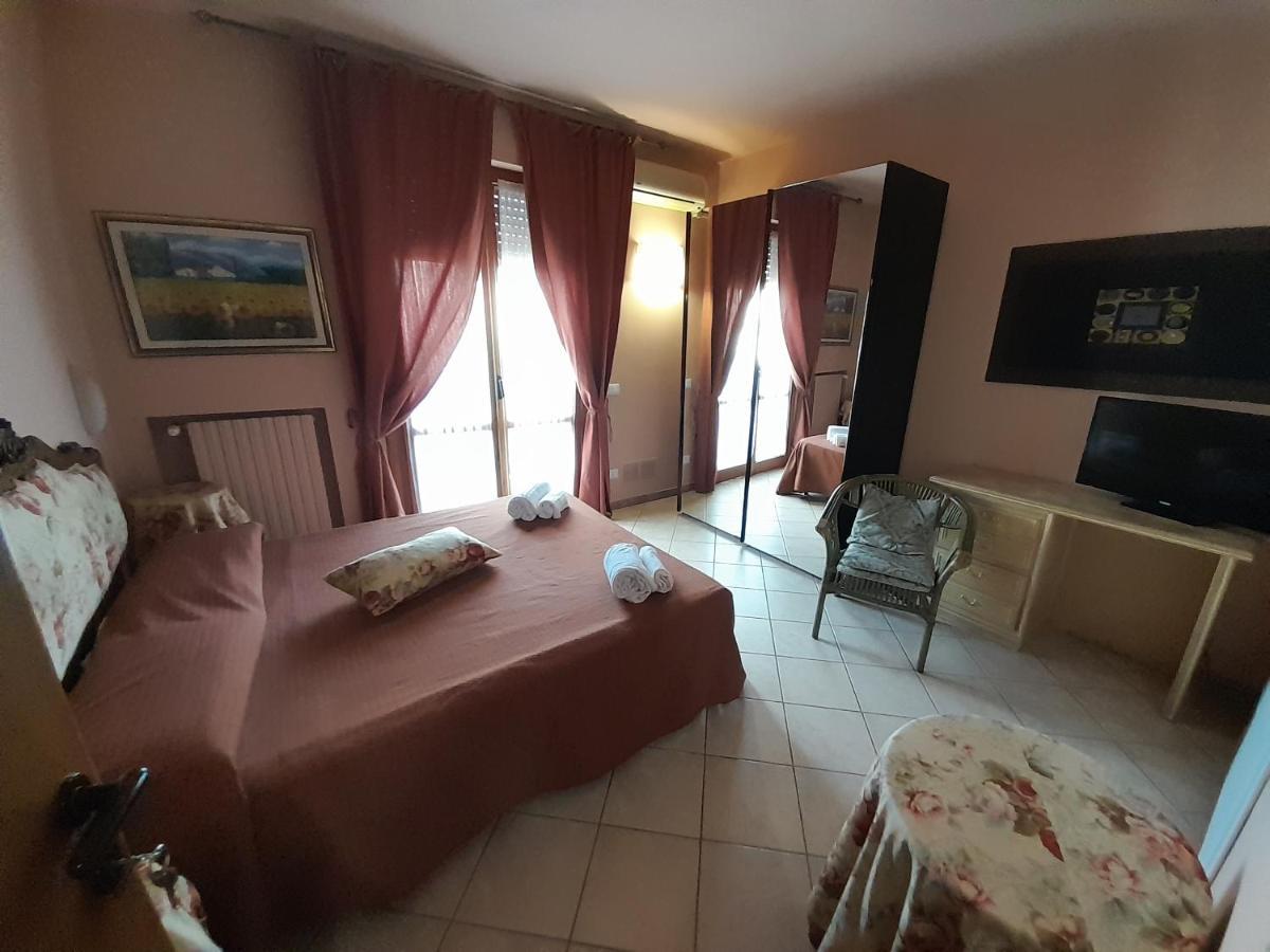 B&B La Casa Di Zia Lina モンスンマーノ・テルメ エクステリア 写真